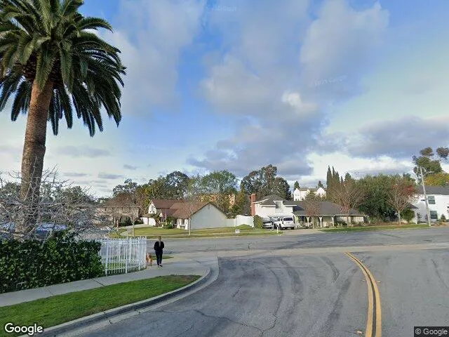 Gratitude Lodge-Drug &amp; Alcohol Substance Abuse Addiction Center Newport Beach, CA - interior photo