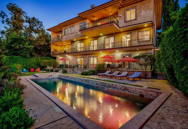 Luxe Recovery | Luxury Rehab & Detox - Photo 1