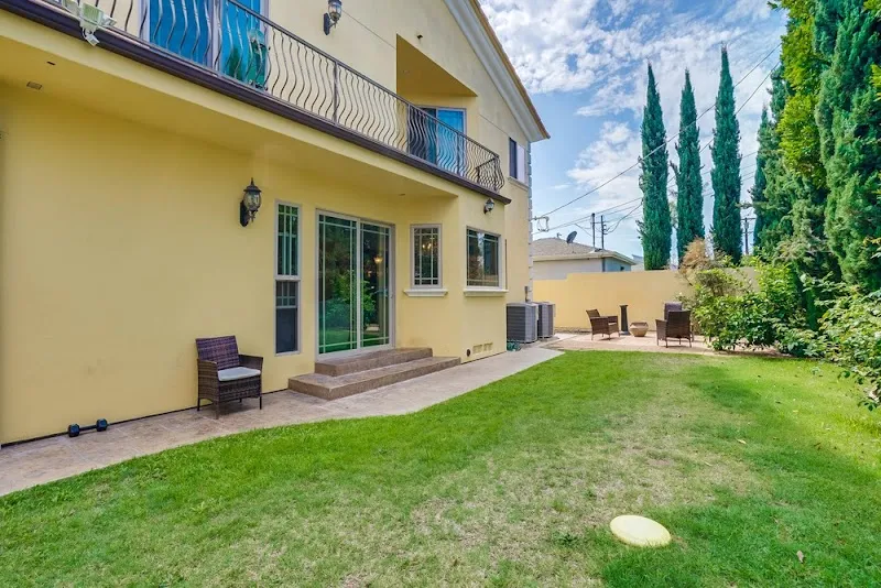 Design For Recovery - Sober Living in Los Angeles for Men - Photo 5