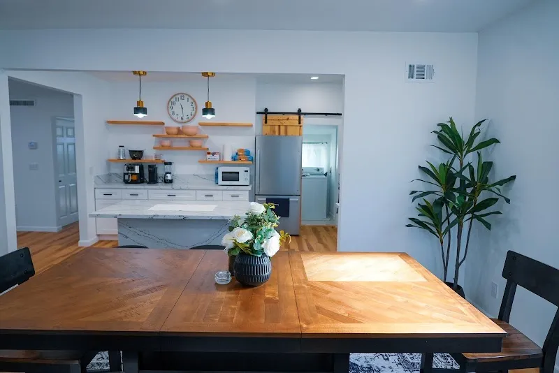 Bridges Recovery Co-Ed Sober Living Homes Los Angeles - Photo 4