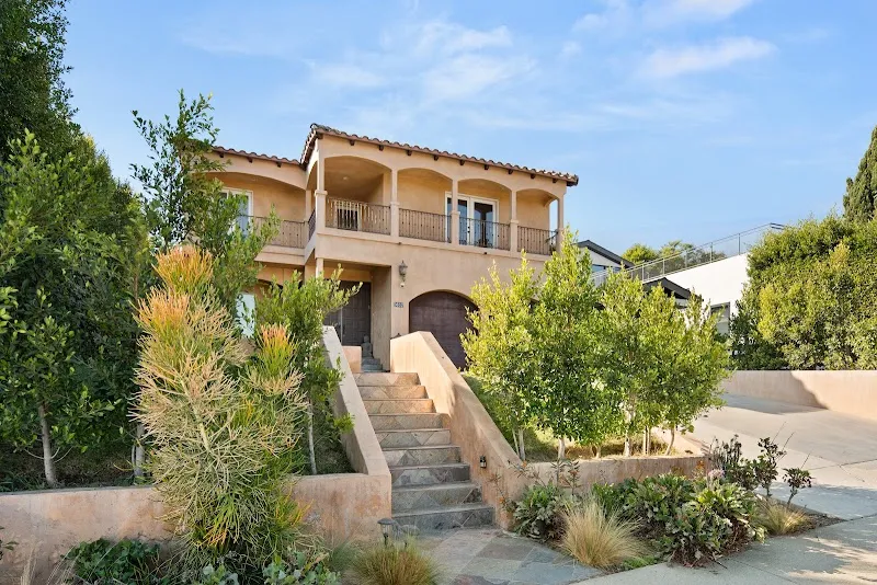 Riviera Recovery - Photo 1