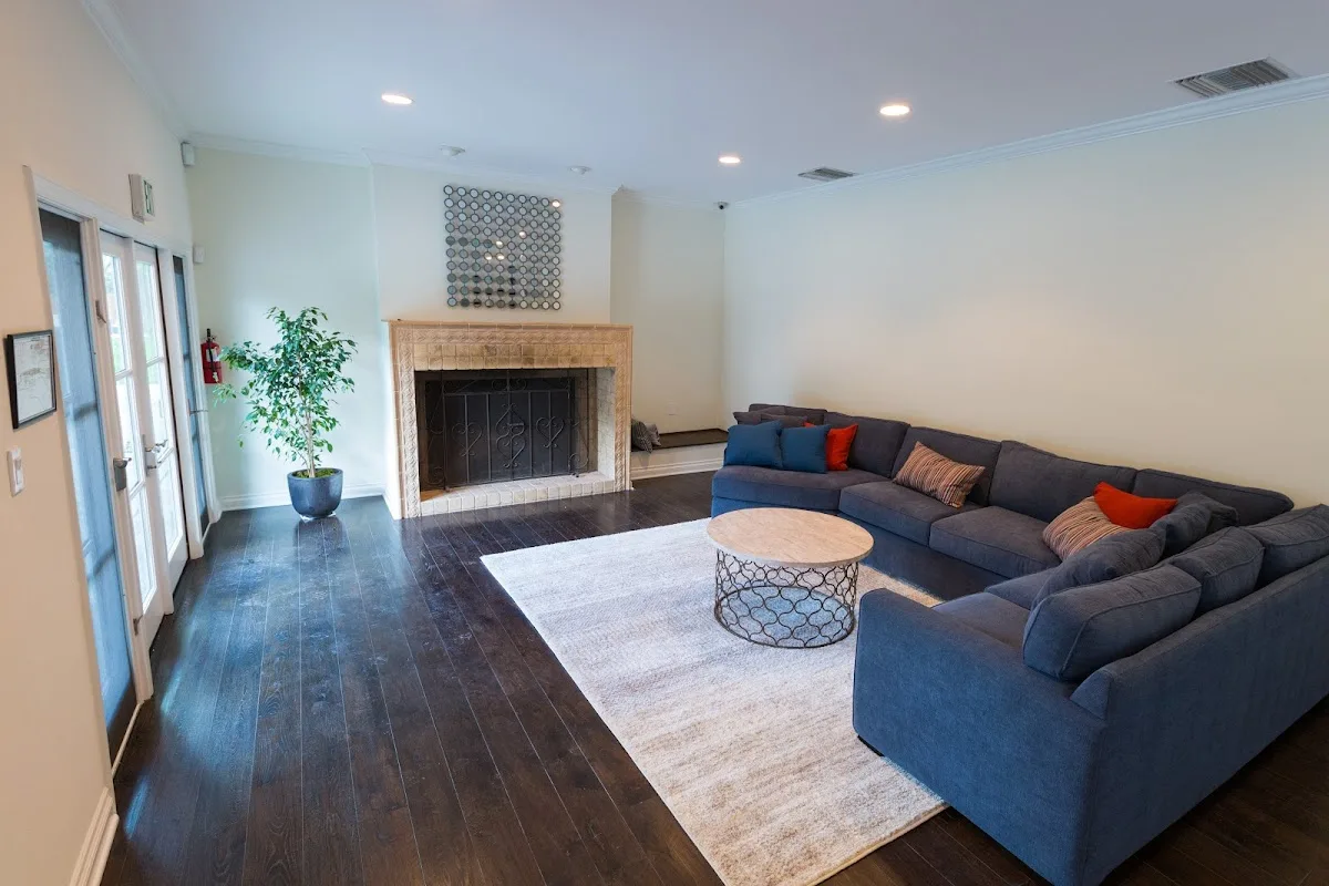 Ascend Healthcare: Residential and Outpatient Treatment for Teens in California - interior photo