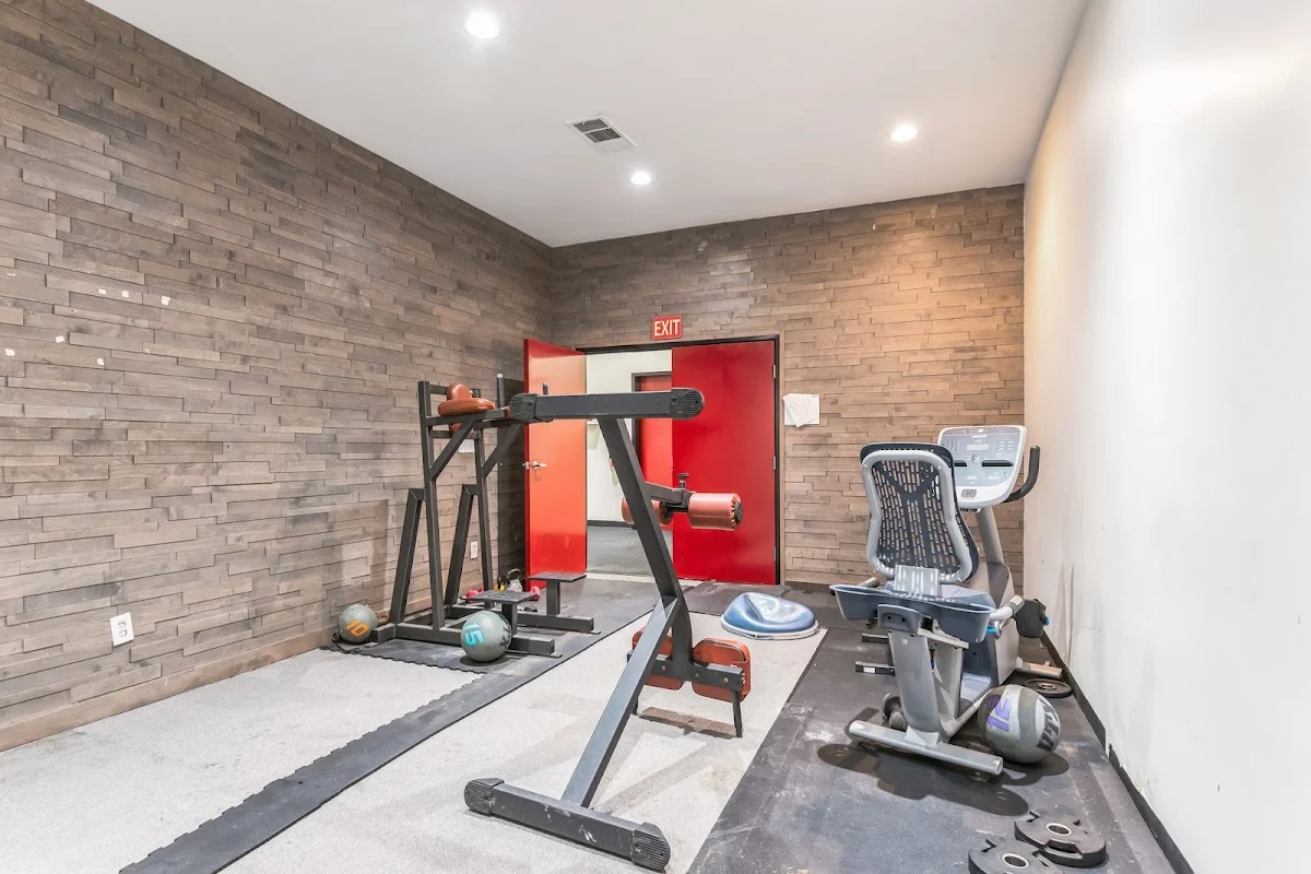 Muse Treatment Alcohol & Drug Rehab Los Angeles - Photo 3