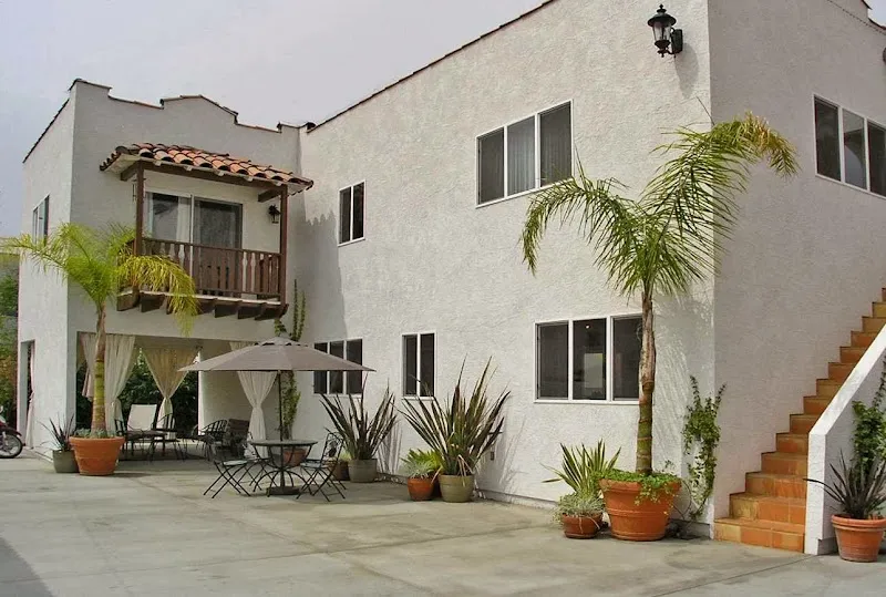 La Fuente Hollywood Treatment Center - Photo 2